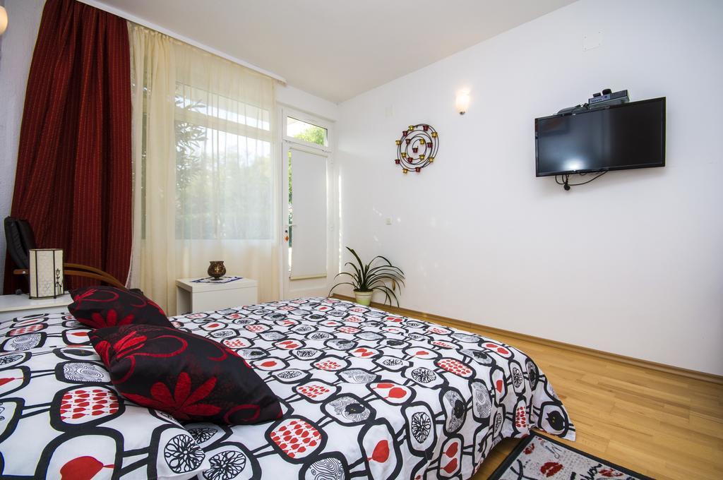 Apartments Daria Ровінь Екстер'єр фото